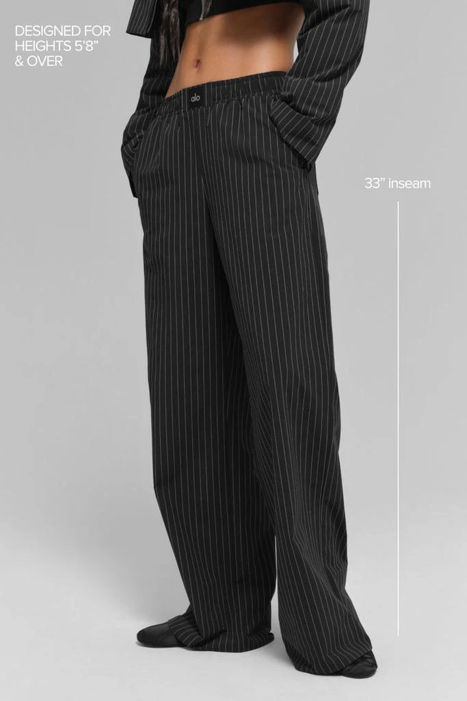 商品Alo|Pinstripe Daylight Boxer Pant (Long) - Black/Titanium,价格¥1125,第2张图片详细描述