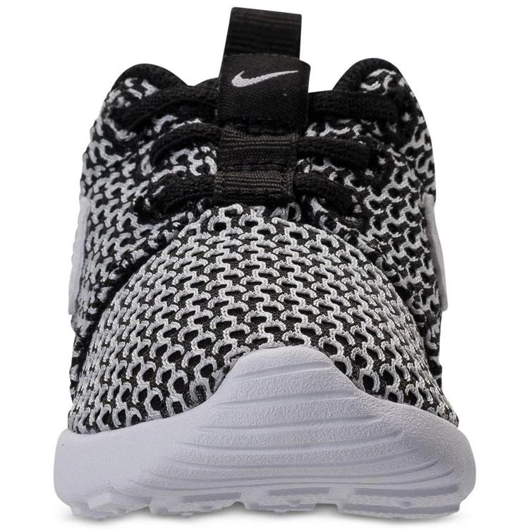 商品NIKE|Toddler Boys' Roshe One Casual Sneakers from Finish Line,价格¥223,第3张图片详细描述