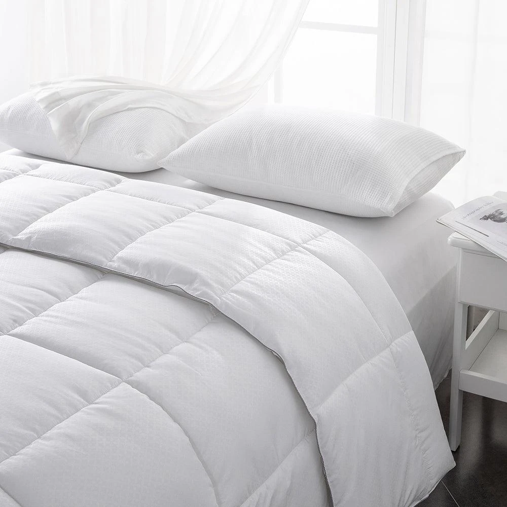商品Puredown|Peace Nest All Season Down Alternative Comforter,价格¥459,第3张图片详细描述