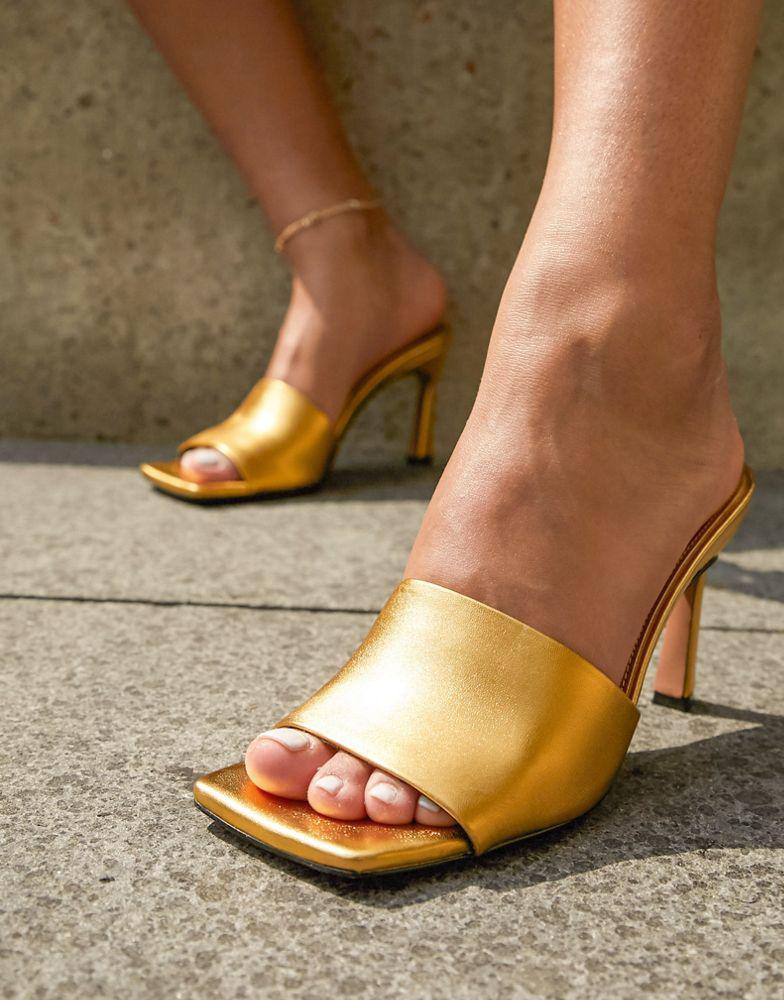 商品ASOS|ASOS DESIGN Hattie mid-heeled mule sandals in gold,价格¥109,第1张图片