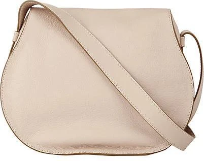 商品Chloé|Marcie Leather Crossbody Saddle Bag,价格¥11086,第4张图片详细描述