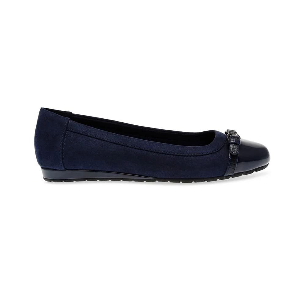 商品Anne Klein|Women's Georgia Cap Toe Ballet Flats,价格¥355,第2张图片详细描述