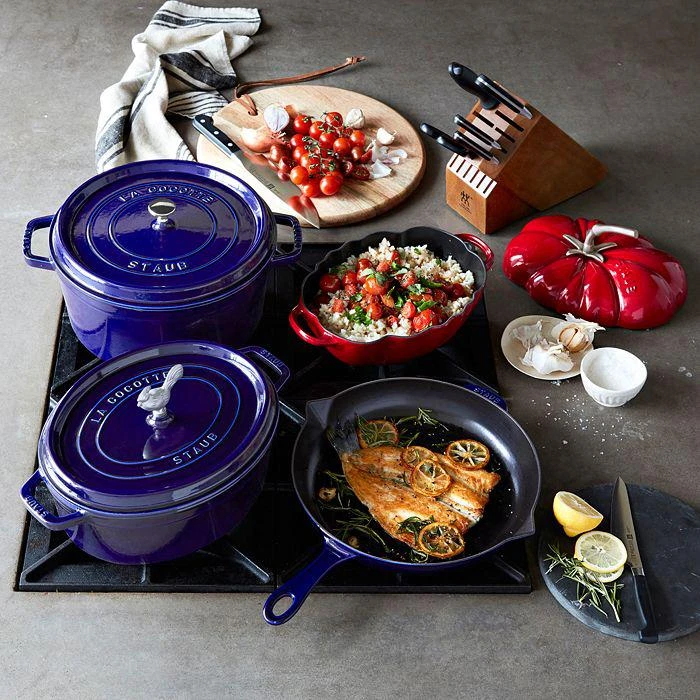 商品Staub|法国STAUB 珐琅铸铁圆形炖锅 4夸脱,价格¥1137,第2张图片详细描述