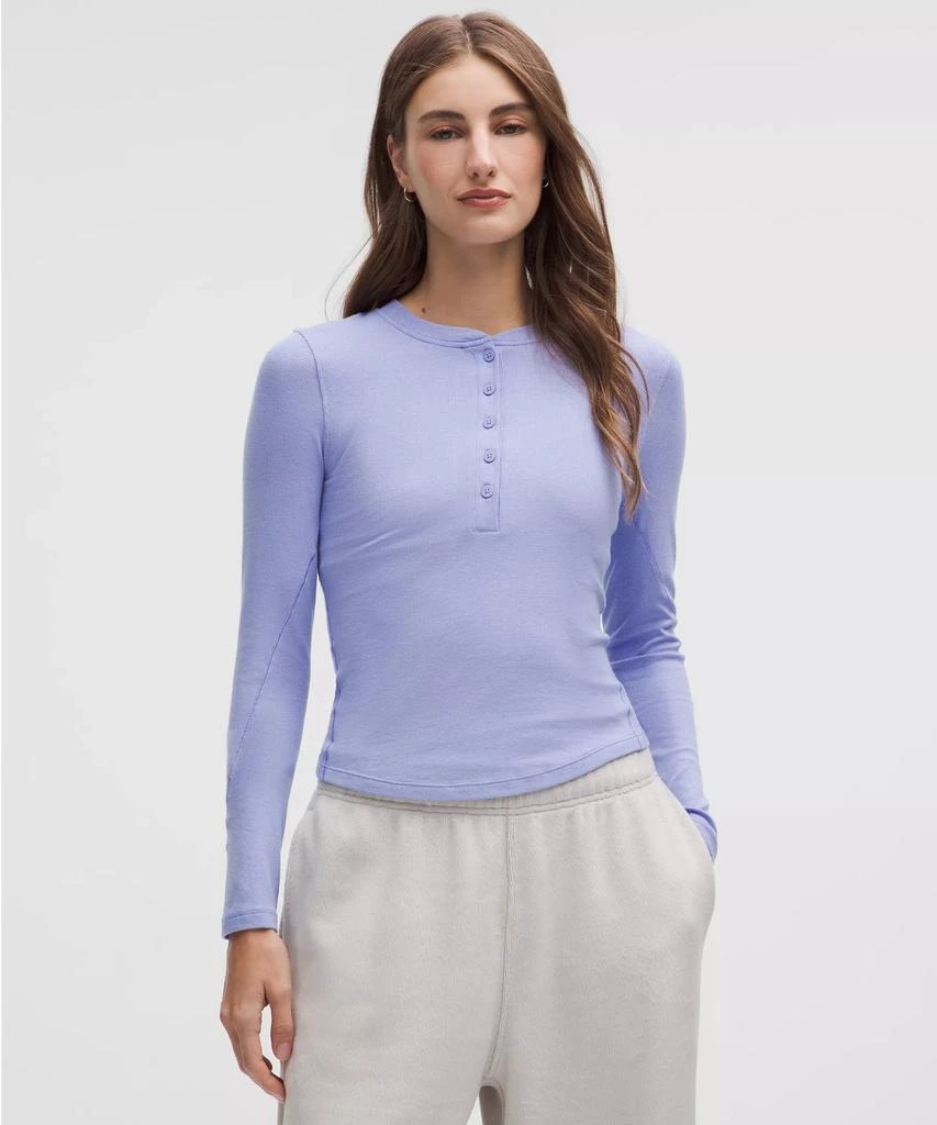 Hold Tight Long-Sleeve Henley 商品