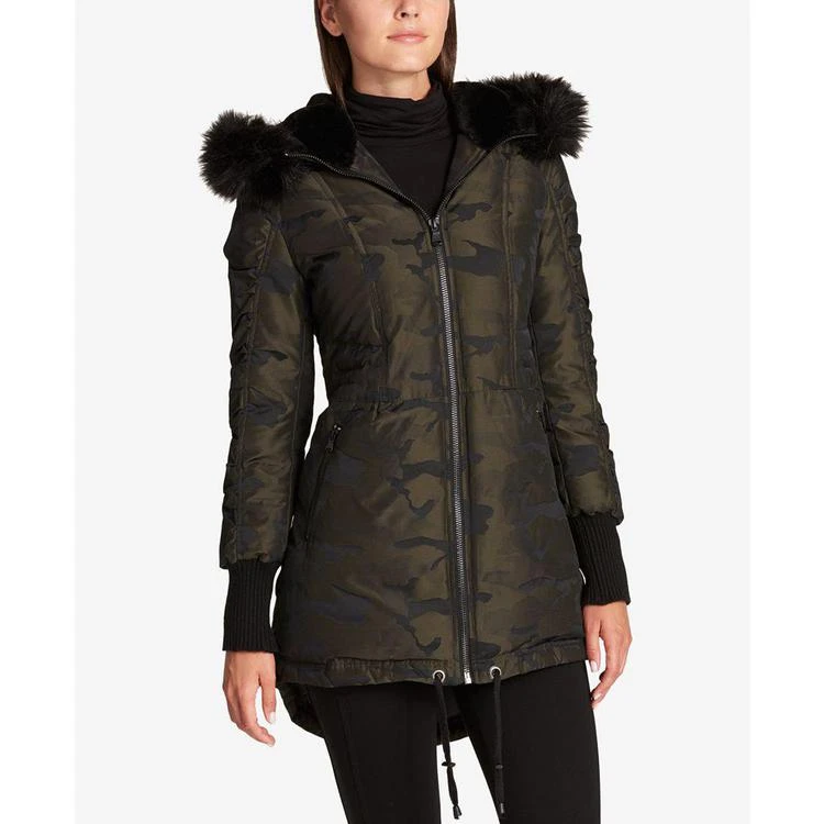 商品DKNY|Faux-Fur-Trimmed Camo-Print Puffer Coat,价格¥898,第2张图片详细描述