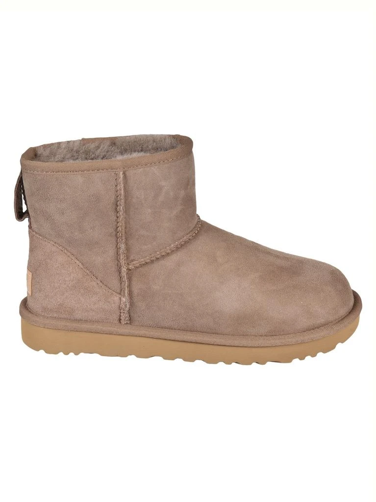 商品UGG|UGG Classic Mini Boots,价格¥1605,第1张图片