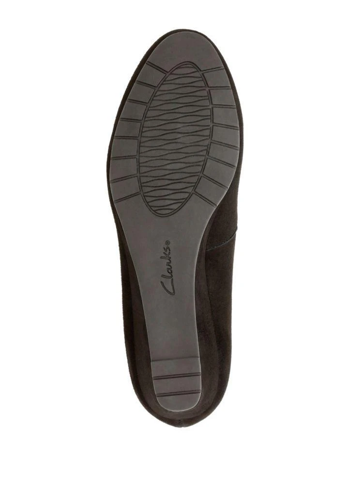 商品Clarks|Artisan Vendra Bloom Goat Suede Wedge Pumps,价格¥827,第5张图片详细描述