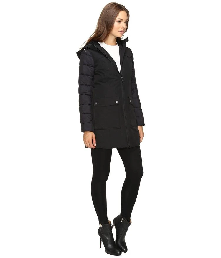 商品Tommy Hilfiger|Arctic Snorkel with Quilted Sleeves,价格¥1234,第4张图片详细描述