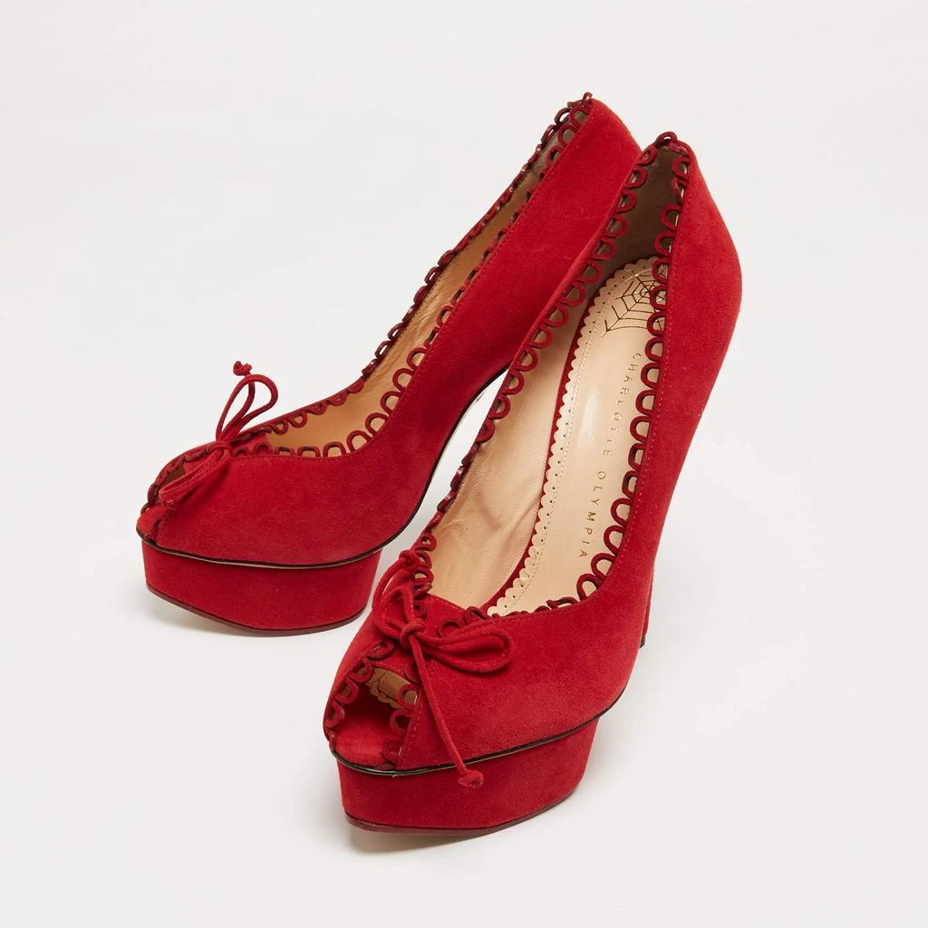 商品Charlotte Olympia|Charlotte Olympia Red Suede Daphne Scalloped Trim Peep Toe Platform Pumps Size 40.5,价格¥2521,第2张图片详细描述