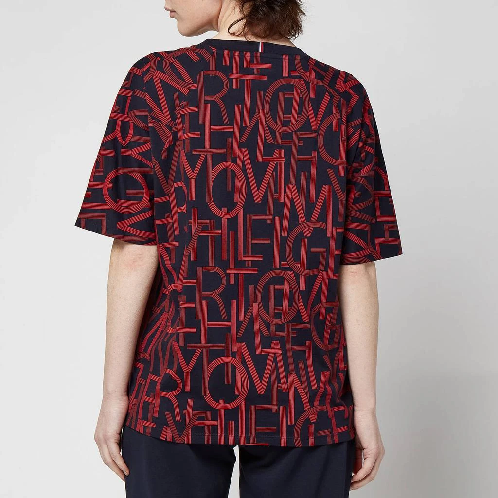 商品Tommy Hilfiger|Tommy Sport Women's Relaxed Aop Crew Neck T-Shirt - Textured Type Print,价格¥190,第2张图片详细描述