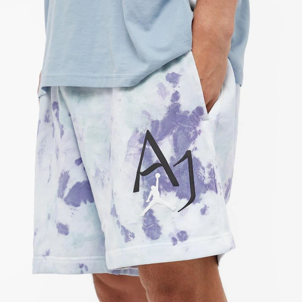 商品Jordan|Air Jordan Tie Dye Fleece Shorts,价格¥201,第5张图片详细描述