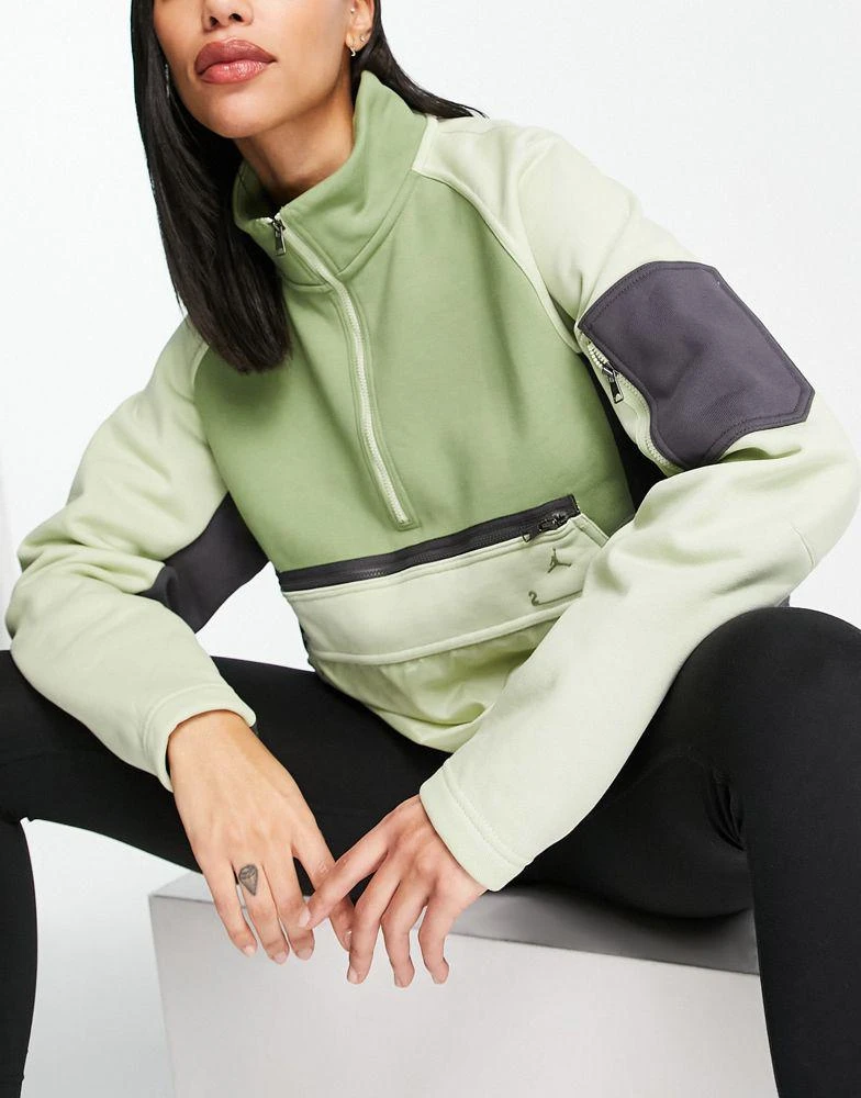 商品Jordan|Jordan 23E fleece quarter zip sweatshirt in green mix,价格¥479,第1张图片