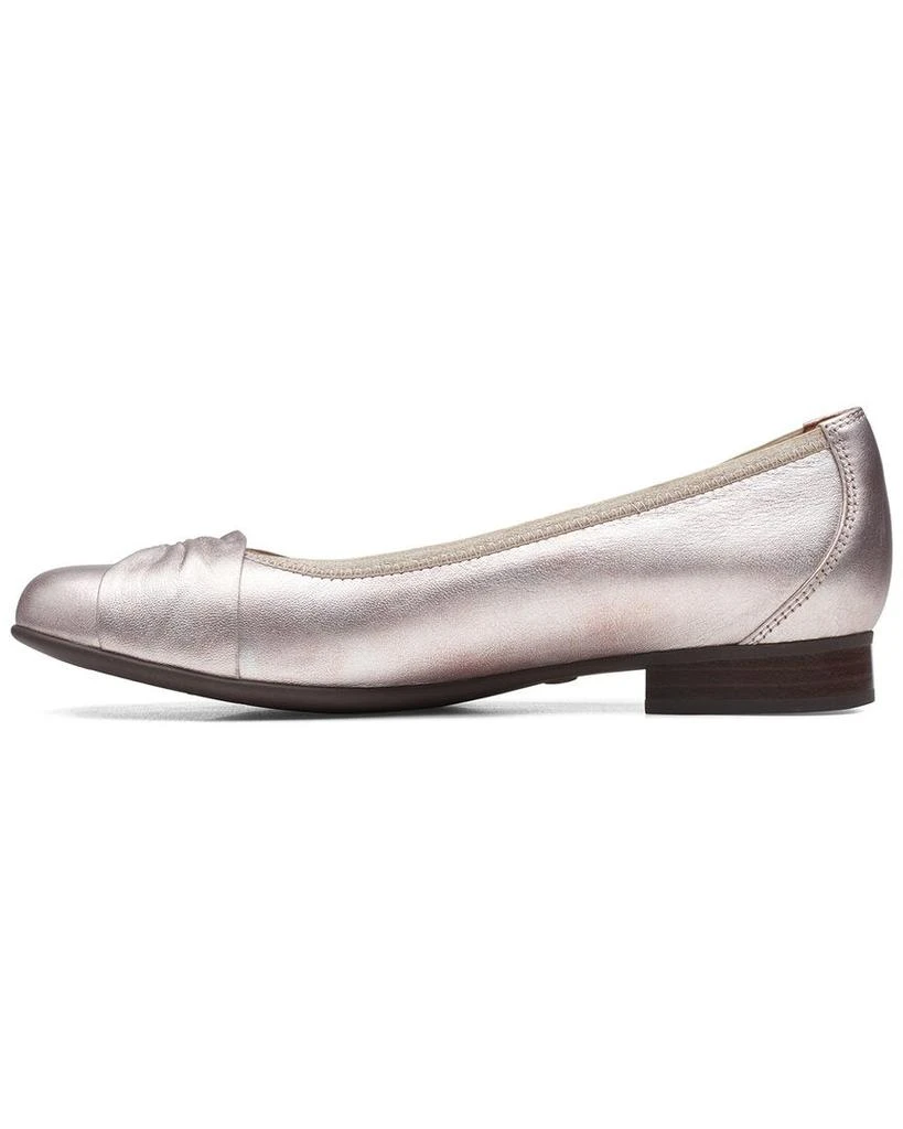 商品Clarks|Clarks Un Blush Wish Leather Shoe,价格¥617,第2张图片详细描述