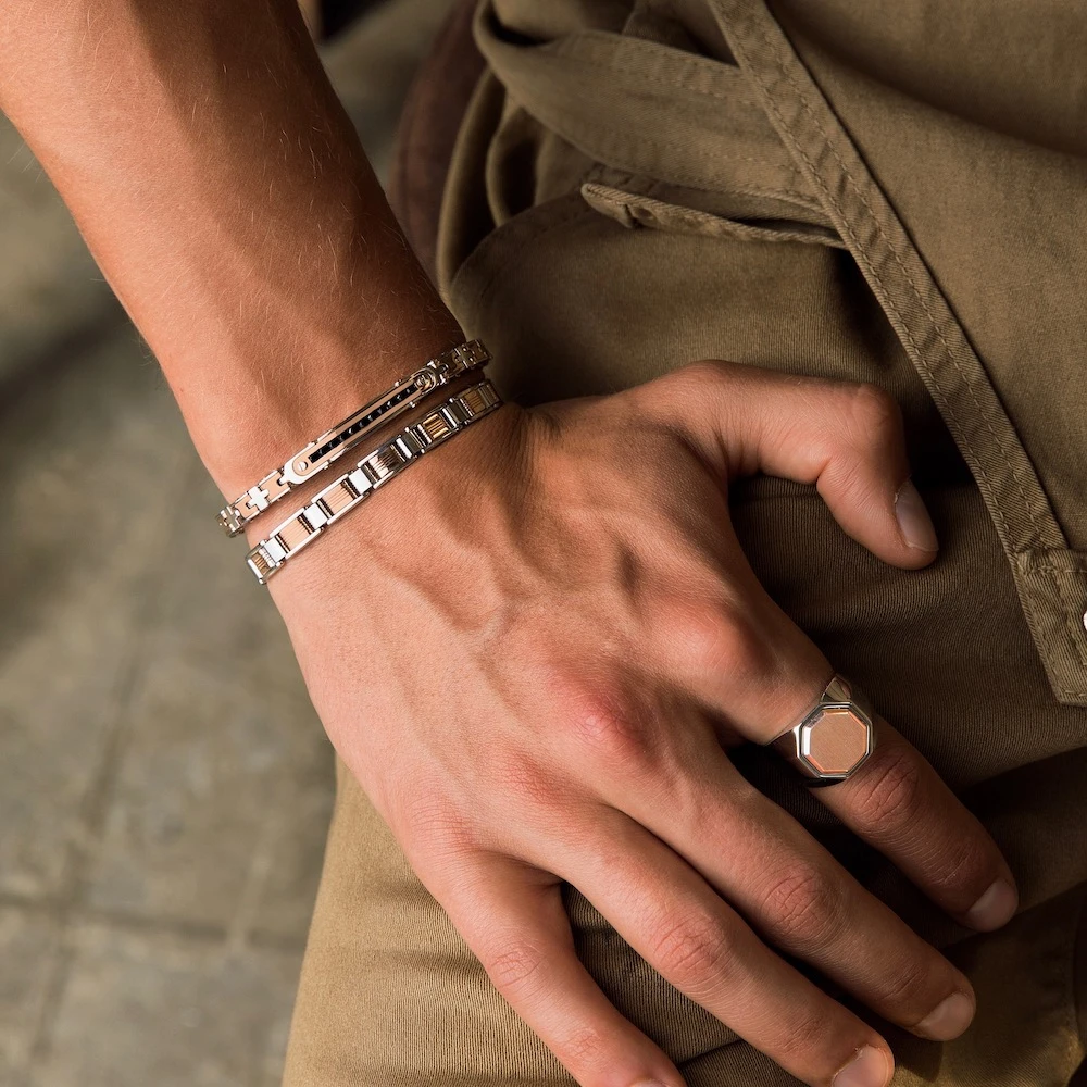商品Zancan|18k rose gold and sterling silver bracelet with geometric design.,价格¥10842,第2张图片详细描述
