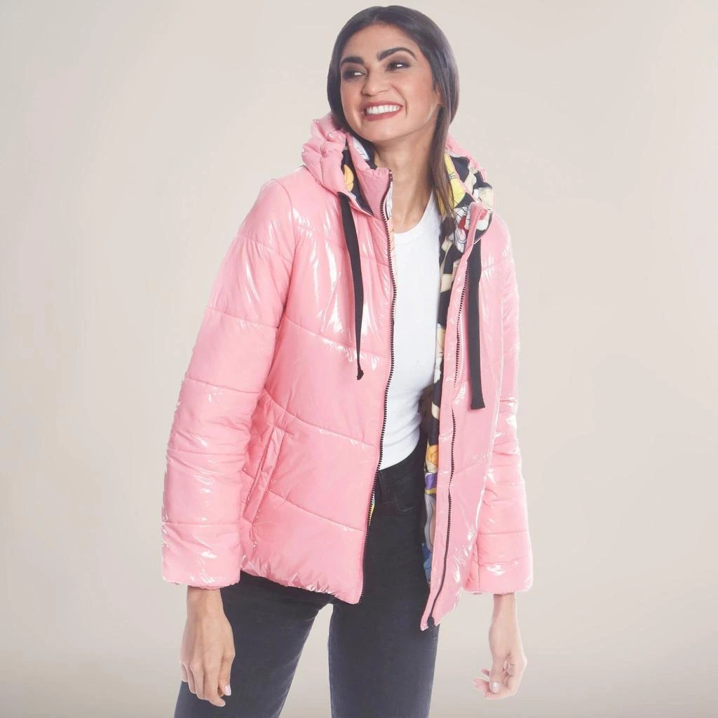商品Members Only|Women's Hi-Shine Chevron Quilt Puffer with Looney Tunes Mashup Print Lining,价格¥284,第2张图片详细描述