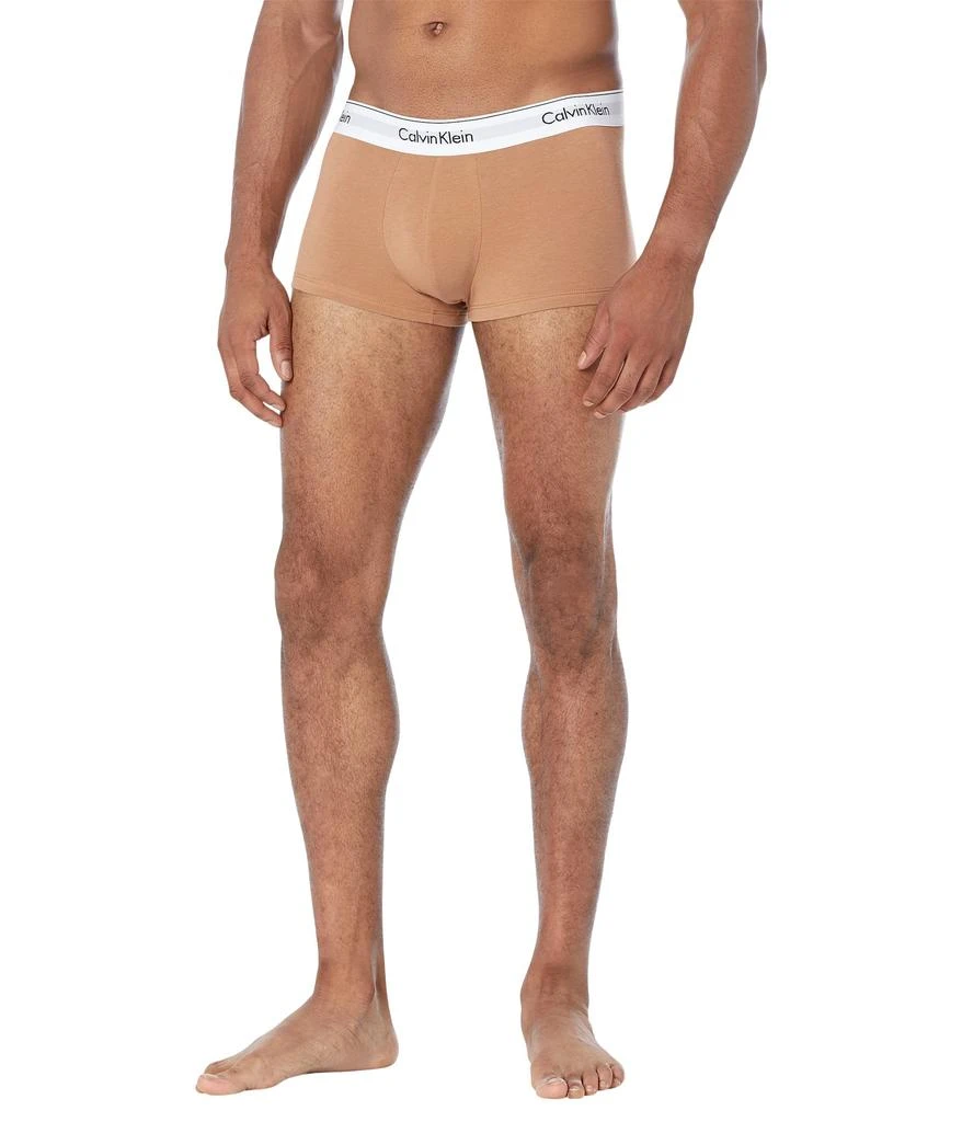 商品Calvin Klein|Modern Cotton Stretch Naturals Low Rise Trunks 3-Pack,价格¥220,第4张图片详细描述