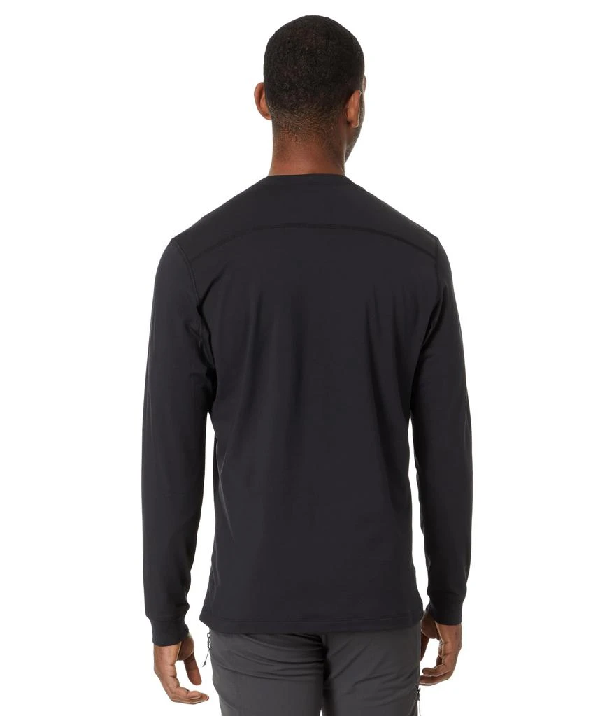 商品Arc'teryx|Rho LT Crew Neck,价格¥910,第2张图片详细描述