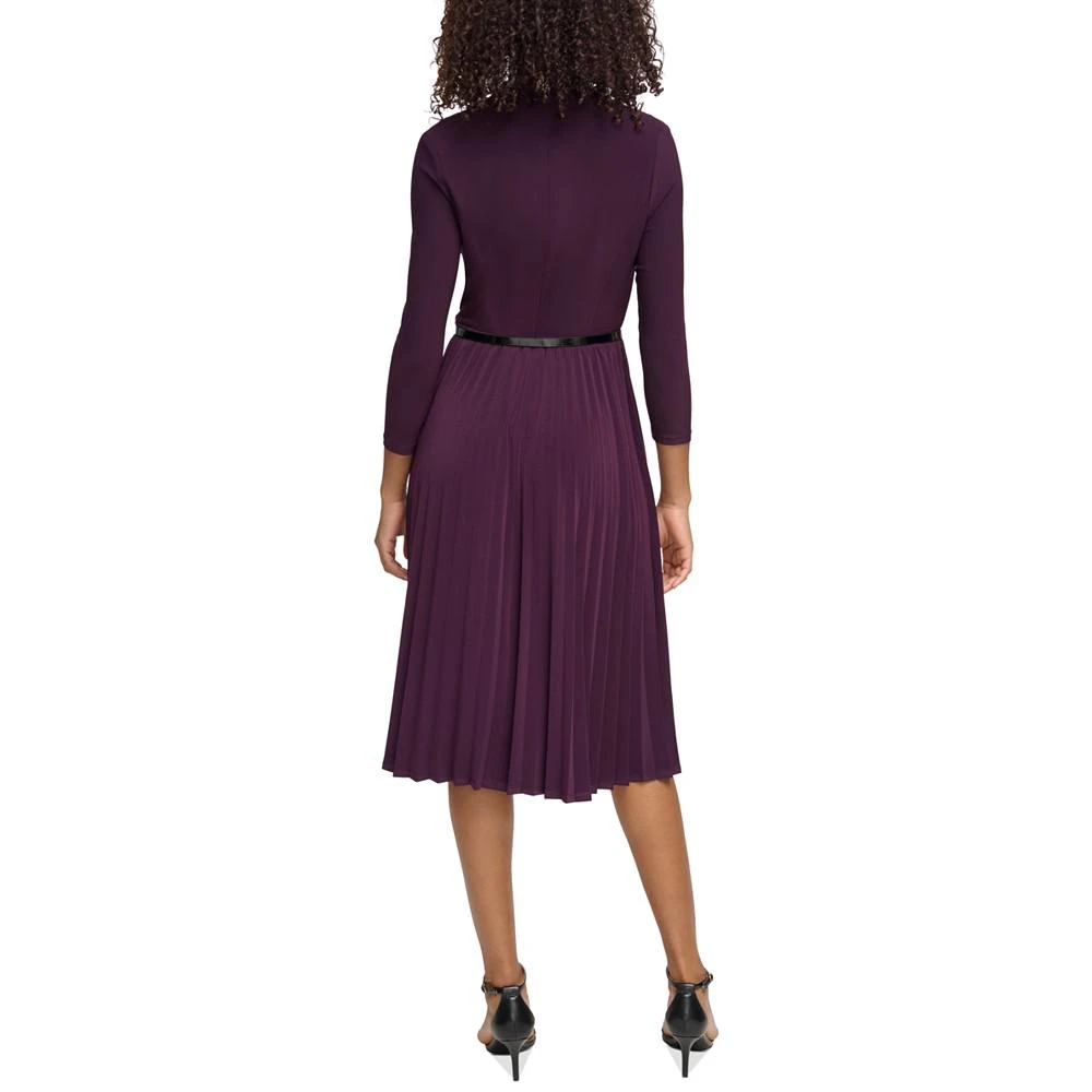 商品Tommy Hilfiger|Women's Belted Pleated Fit & Flare Dress,价格¥591,第2张图片详细描述