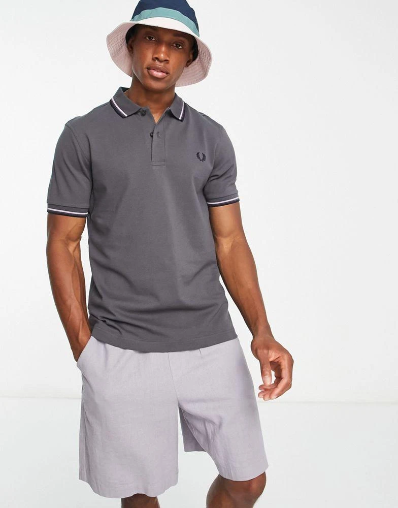 商品Fred Perry|Fred Perry twin tipped polo shirt in grey,价格¥412,第1张图片