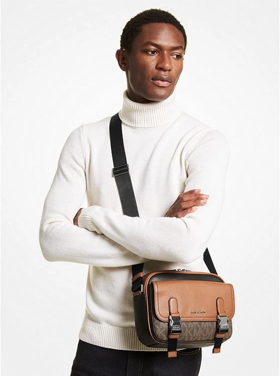 Hudson Large Leather Crossbody Bag 商品