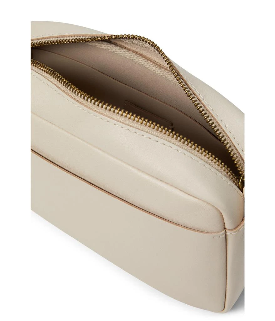 商品Madewell|The Leather Carabiner Medium Crossbody Bag,价格¥505,第3张图片详��细描述