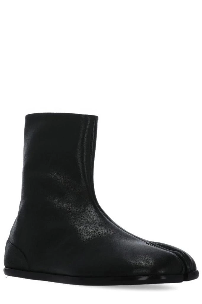 商品MAISON MARGIELA|Maison Margiela Tabi Toe Flat Ankle Boots,价格¥5829,第2张图片详细描述