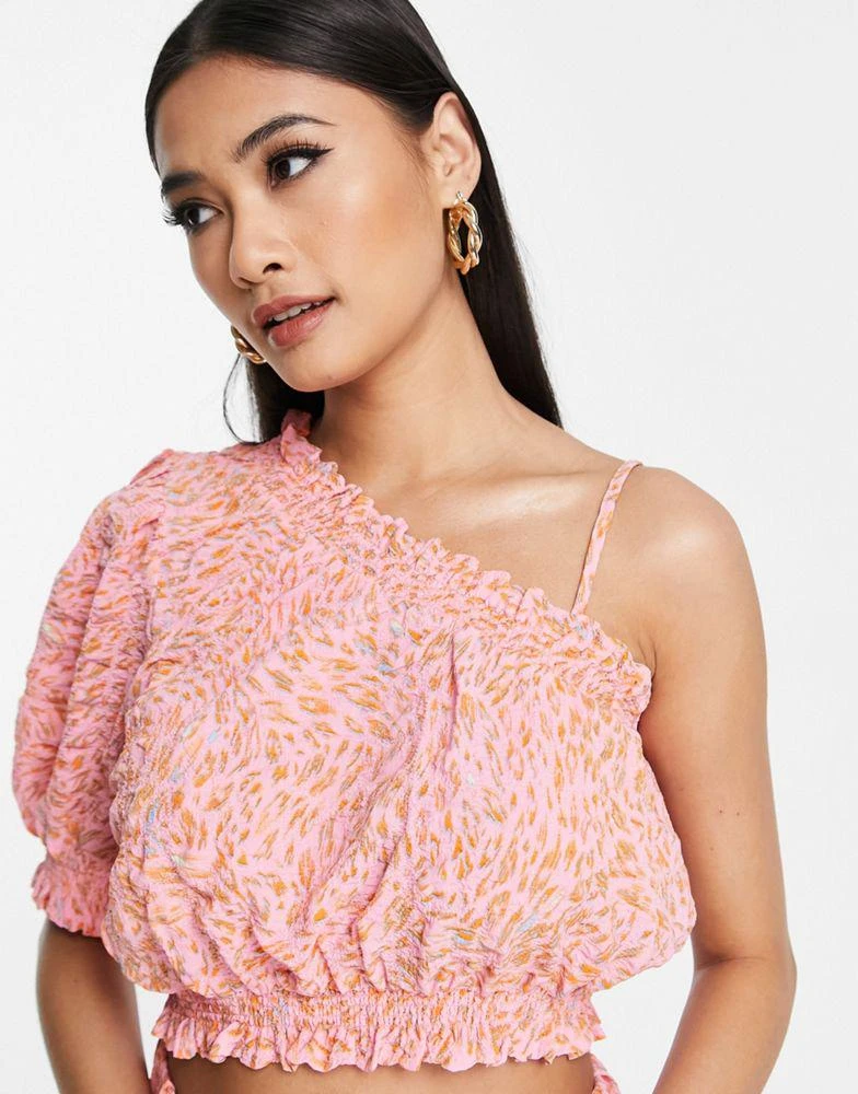 商品VERO MODA|Vero Moda textured one shoulder top co-ord in pink leopard print,价格¥84,第3张图片详细描述