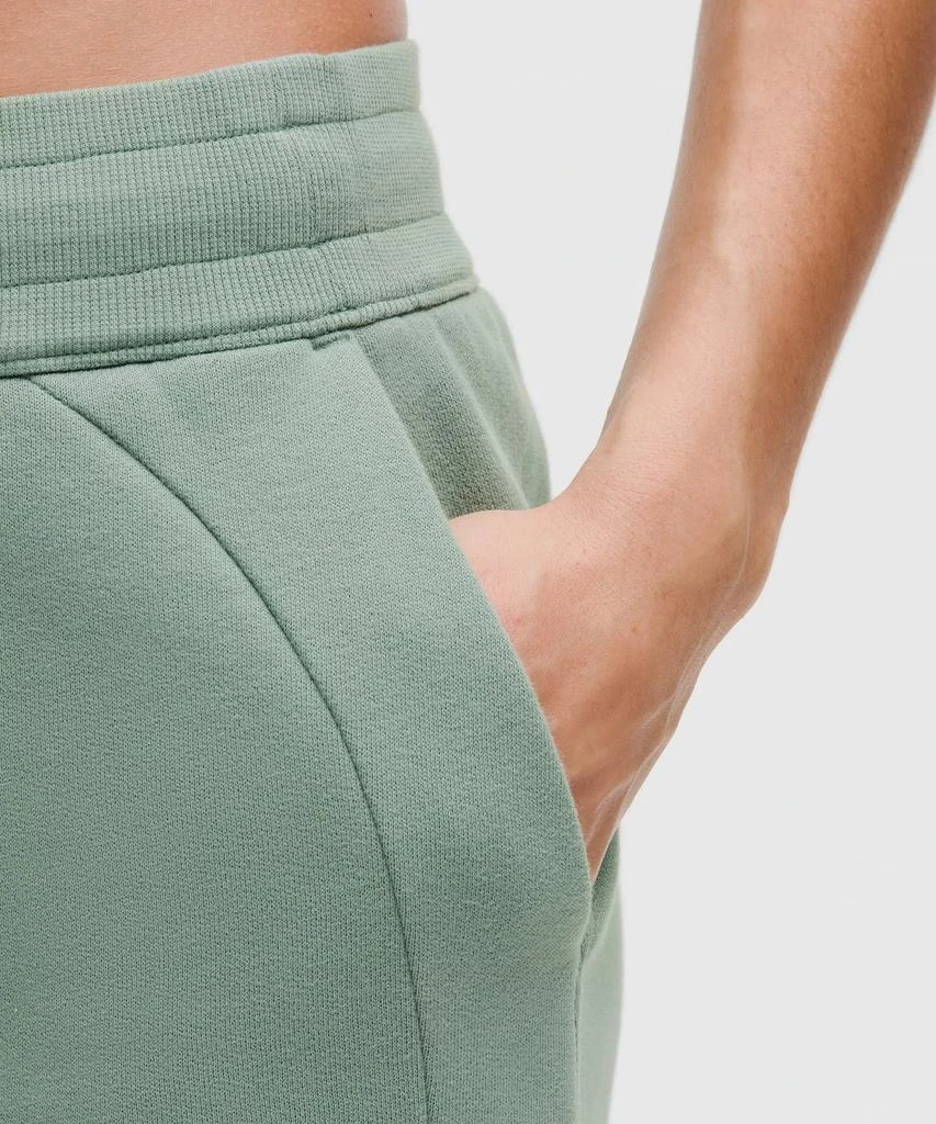 Scuba High-Rise Short 5" 商品