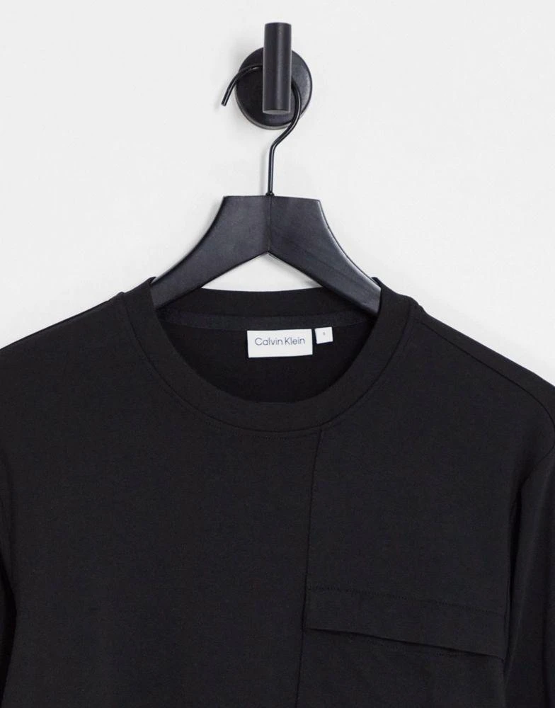 商品Calvin Klein|Calvin Klein long sleeve t-shirt with pocket in black,价格¥253,第4张图片详细描述