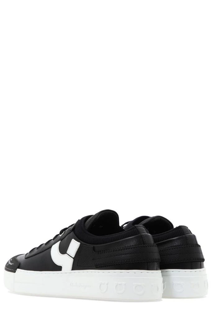 商品Salvatore Ferragamo|Salvatore Ferragamo Gancini Patch Sneakers,价格¥3141,第4张图片详细描述