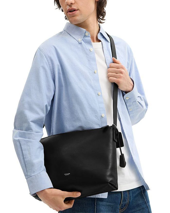 商品Coach|Unisex Mott Leather Messenger Bag,价格¥2171,第2张图片详细描述