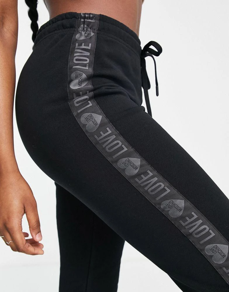 商品Love Moschino|Love Moschino logo tape joggers in black,价格¥1199,第3张图片详细描述