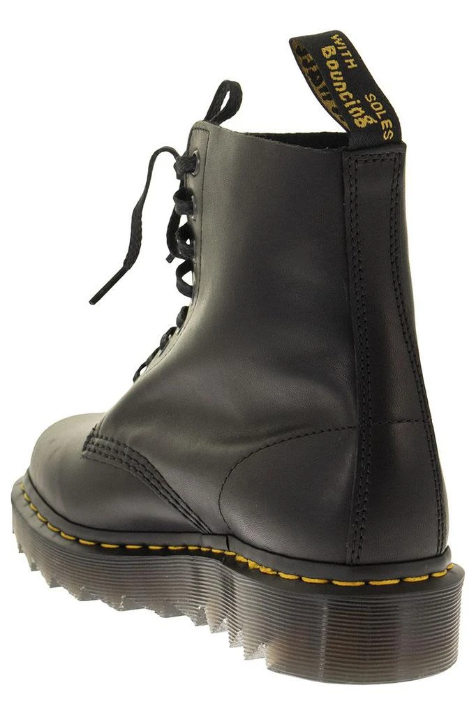 商品Dr. Martens|DR. MARTENS 1460 PASCAL ZIGGY - Leather ankle boot,价格¥1148,第3张图片详细描述