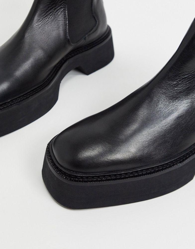 商品ASOS|ASOS DESIGN chelsea square toe boots in black high shine leather,价格¥343,第6张图片详细描述