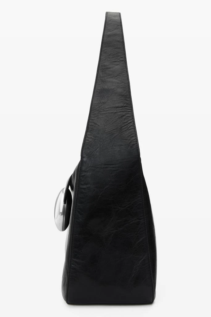商品Alexander Wang|Dome Medium Hobo Bag In Crackle Patent Leather,价格¥6576,第3张图片详细描述