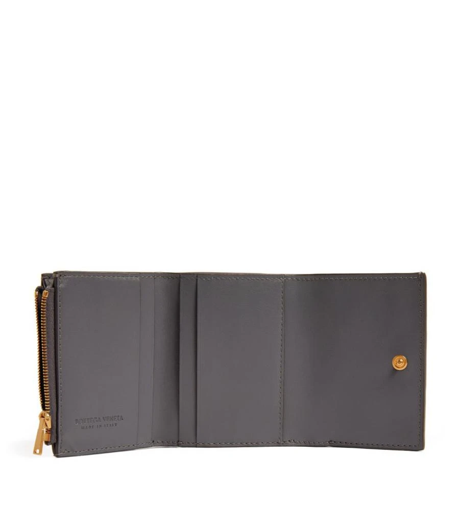 商品Bottega Veneta|Leather Intreccio Trifold Wallet,价格¥5152,第2张图片详细描述