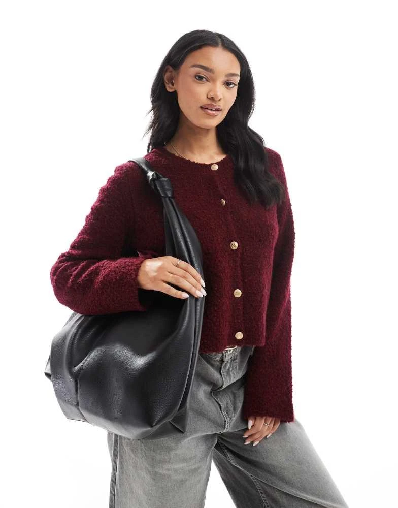 商品Stradivarius|Stradivarius knot detail shoulder bag in black,价格¥268,第3张图片详细描述