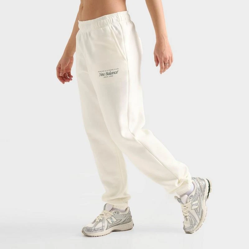 商品New Balance|Women's New Balance Logo Cuffed Jogger Pants,价格¥264,第1张图片