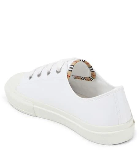 商品Burberry|Logo cotton gabardine sneakers,价格¥2238,第3张图片详细描述