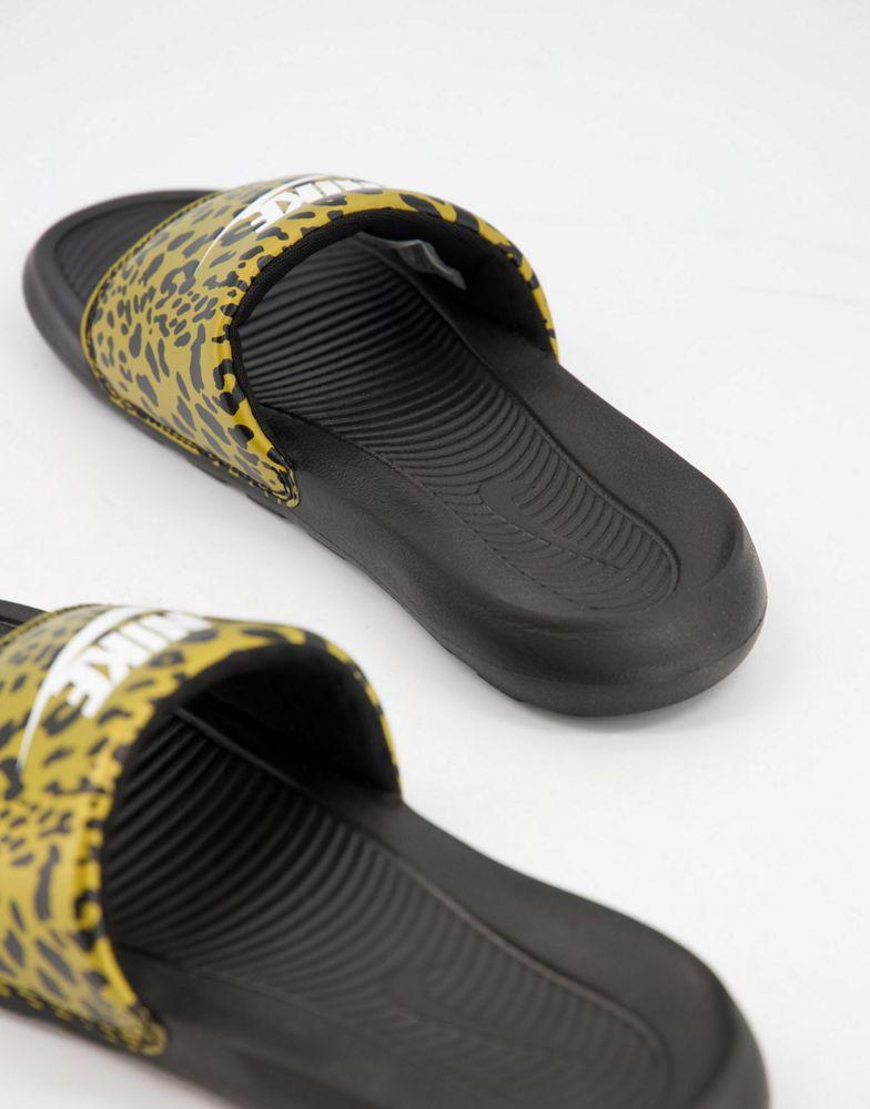 Nike Victori slide in brown leopard print商品第2张图片规格展示
