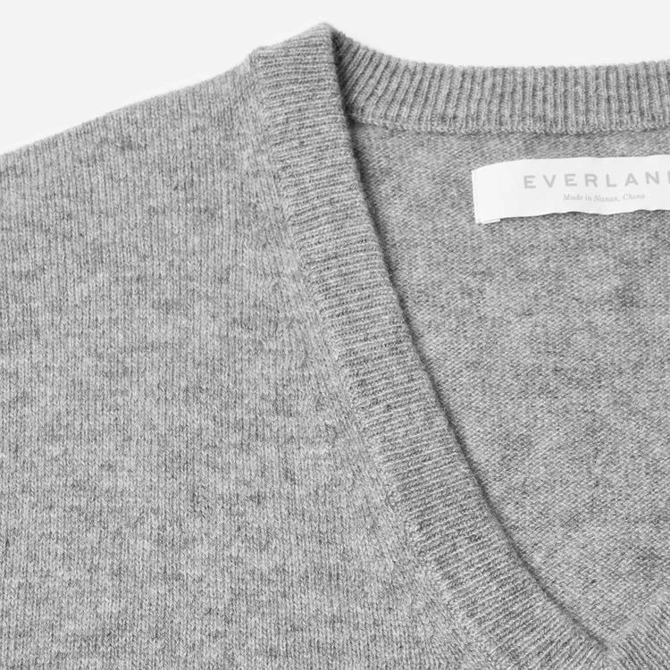商品Everlane|The Cashmere V-Neck,价格¥822,第2张图片详细描述