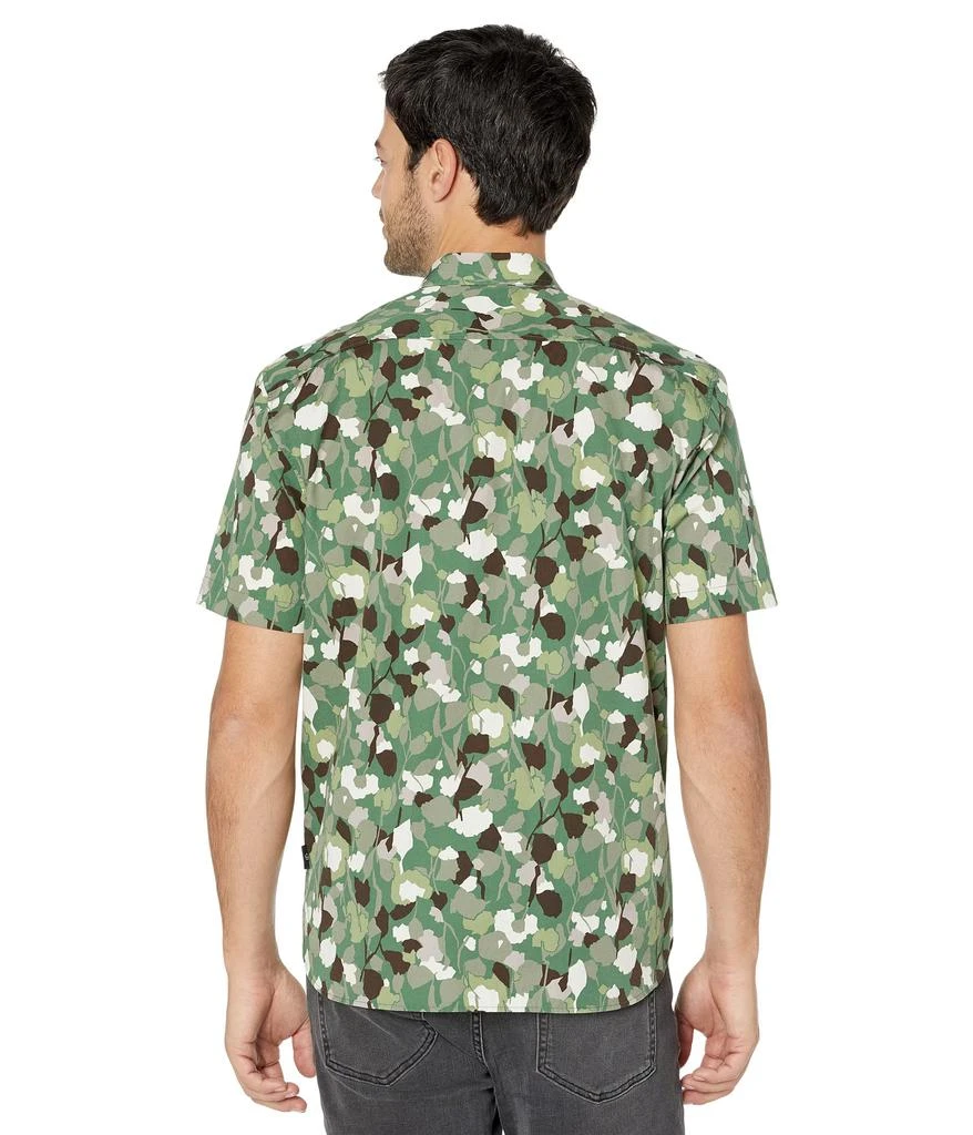 商品Ted Baker London|Hoplar Short Sleeve Abstract Floral Print Shirt,价格¥854,第2张图片详细描述