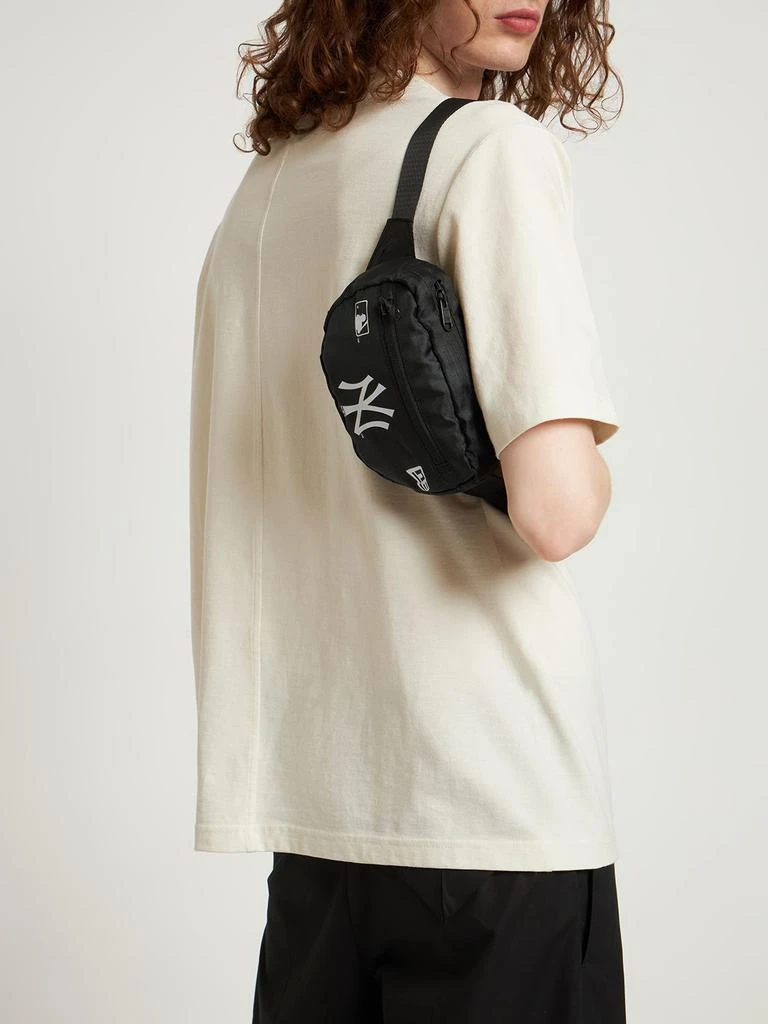 商品New Era|Micro Ny Yankees Belt Bag,价格¥139,第1张图片详细描述