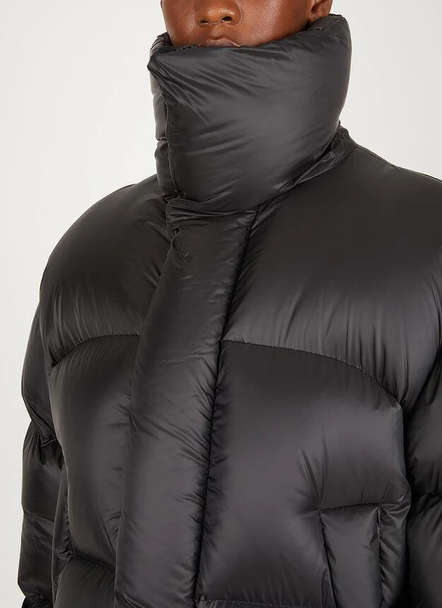 Down Padded Jacket in Black 商品