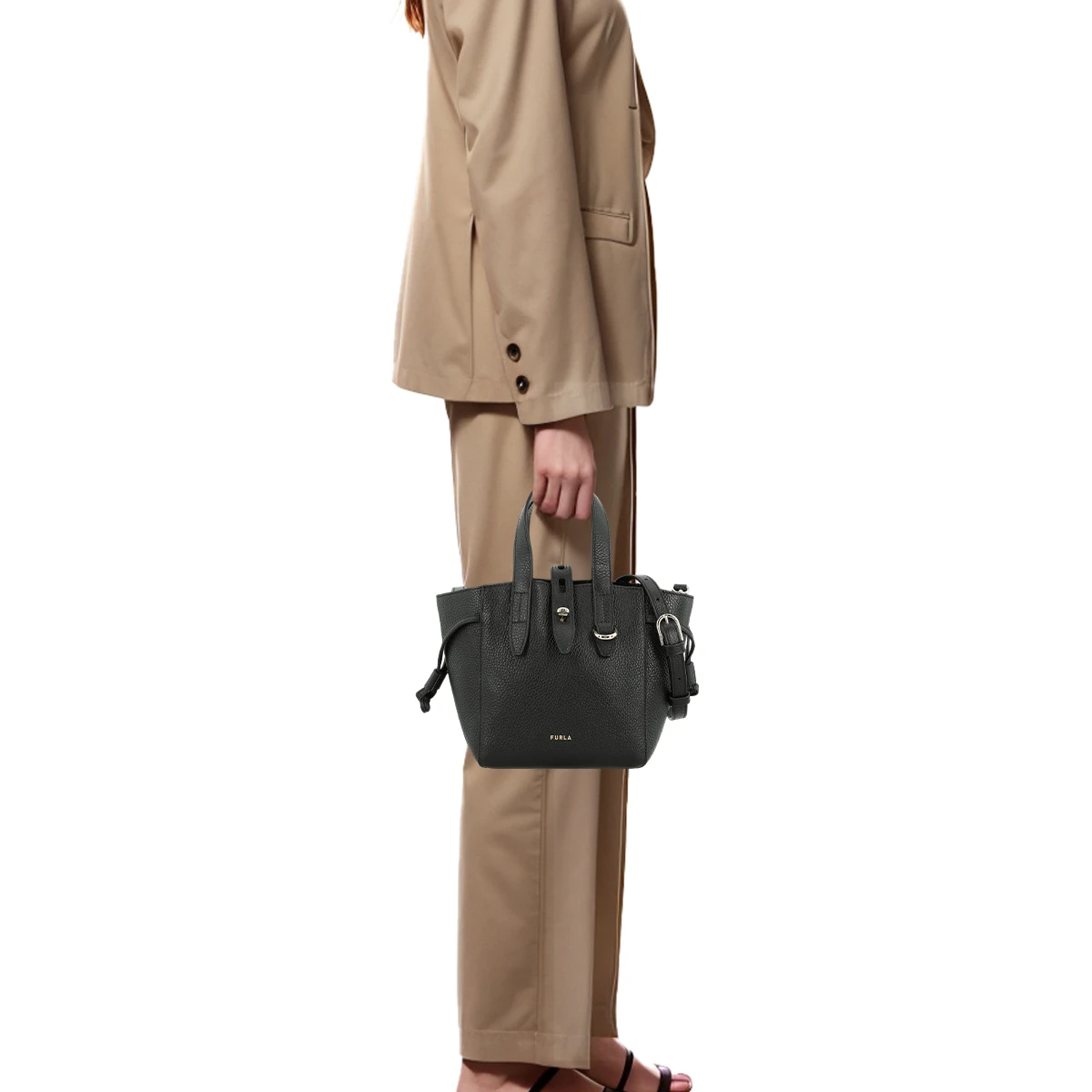 商品[国内直发] Furla|Net系列 17号Nero可调节可拆卸肩带 小牛皮 菜篮子托特包Tote包购物袋单肩斜挎手提包 迷你 女款 黑色,价格¥1398,第9张图片详细描述