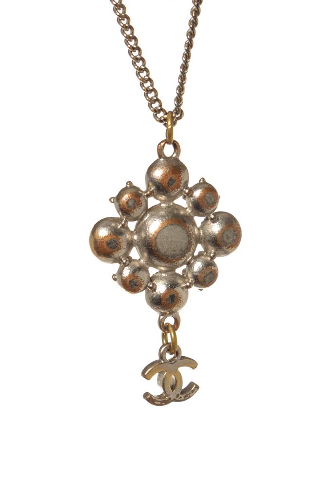 Chanel CC Logo Crystal Cluster Necklace商品第6张图片规格展示