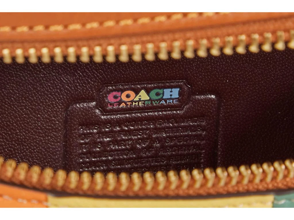商品Coach|Pride Rainbow Puffy Quilted Chain Belt Bag,价格¥771,第4张图片详细描述