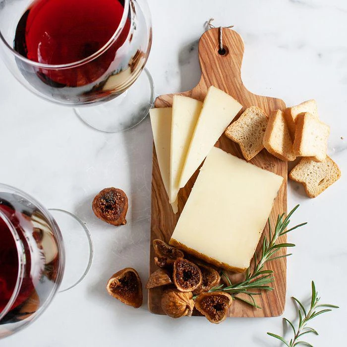 商品igourmet|Three Cheeses for Pinot Noir Pairing Gift Box,价格¥560,第2张图片详细描述