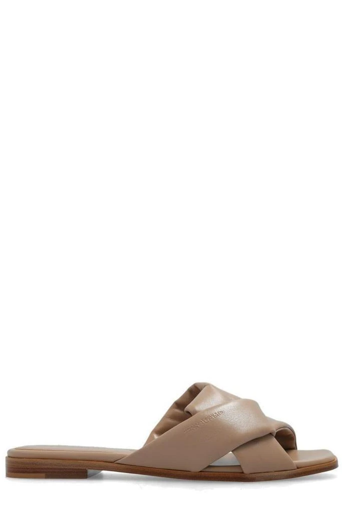 商品Salvatore Ferragamo|Salvatore Ferragamo Knot Detailed Slip-On Sandals,价格¥2894,第1张图片
