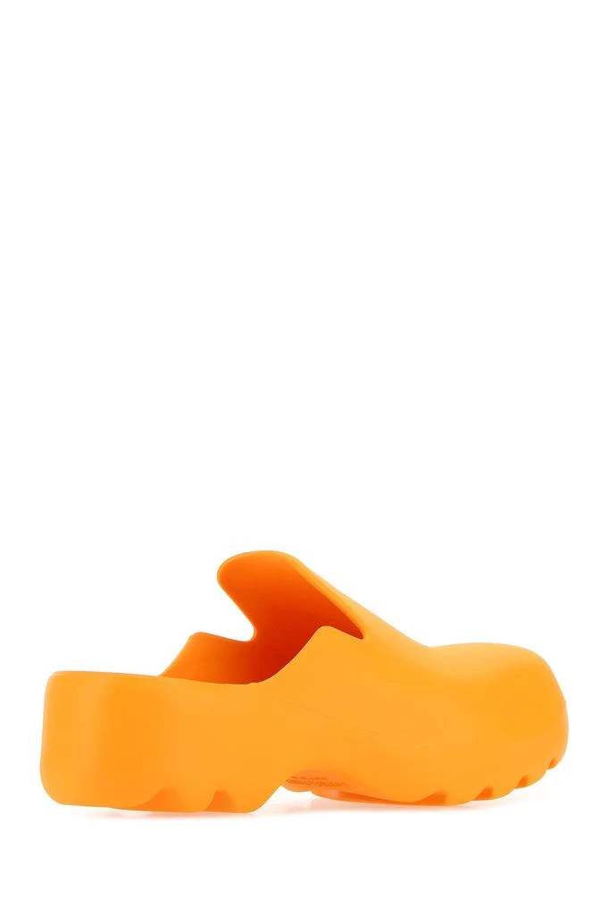 商品Bottega Veneta|Orange rubber Flash mules,价格¥5251,第2张图片详细描述